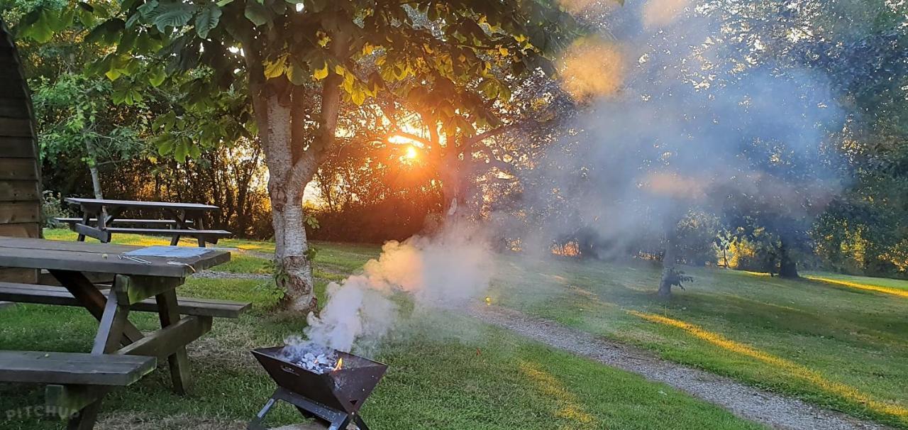 Caplor Glamping & Lodges Hereford Eksteriør bilde