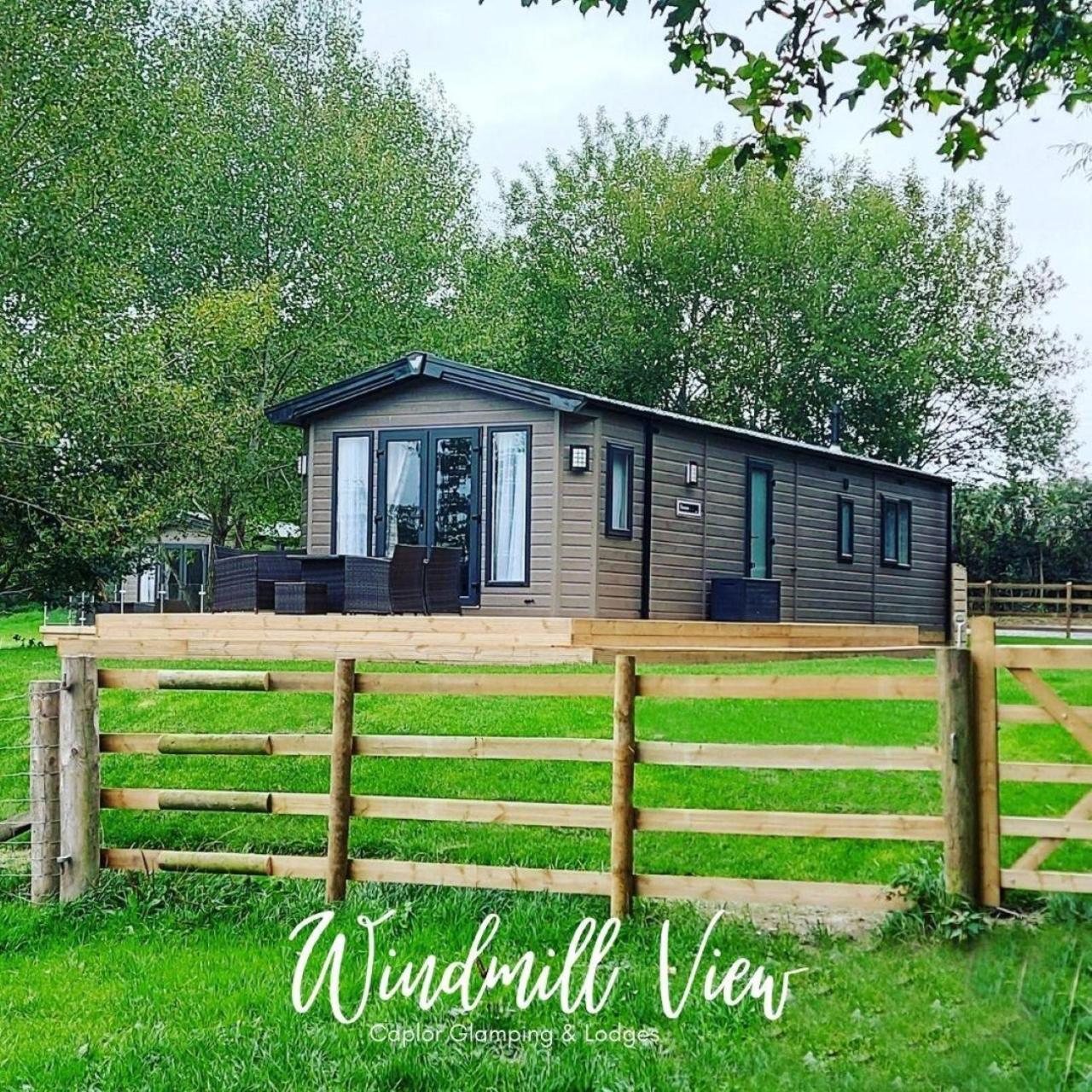 Caplor Glamping & Lodges Hereford Eksteriør bilde
