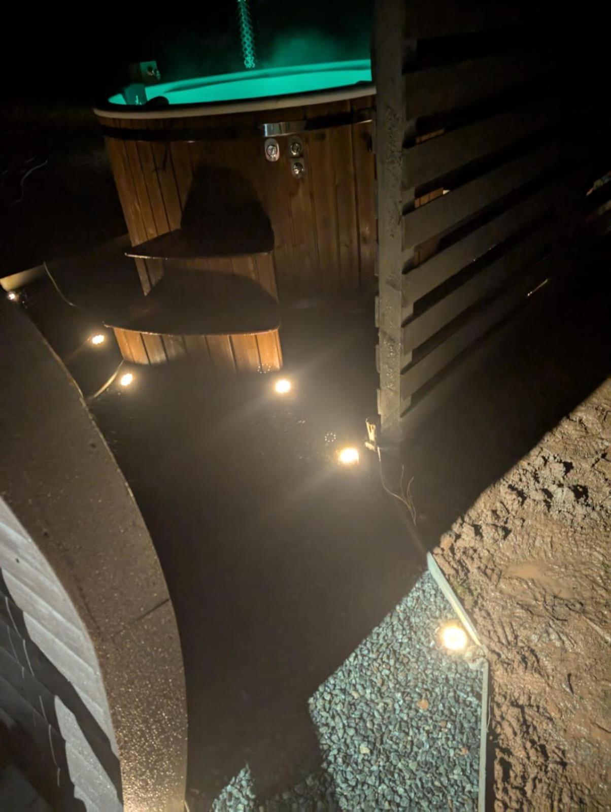 Caplor Glamping & Lodges Hereford Eksteriør bilde