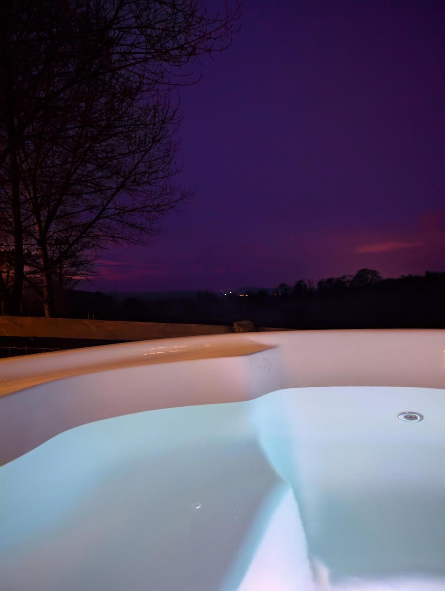 Caplor Glamping & Lodges Hereford Eksteriør bilde