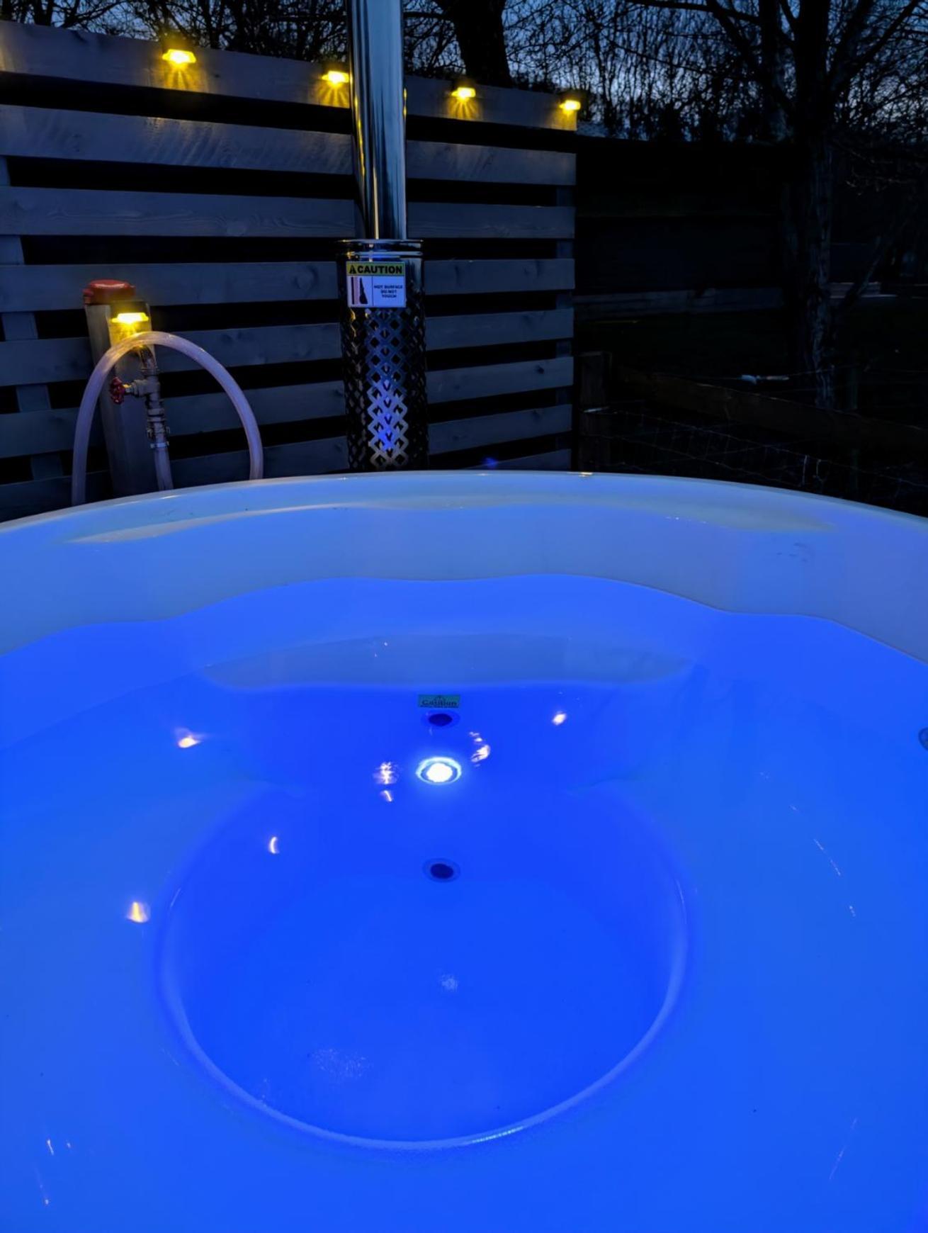 Caplor Glamping & Lodges Hereford Eksteriør bilde